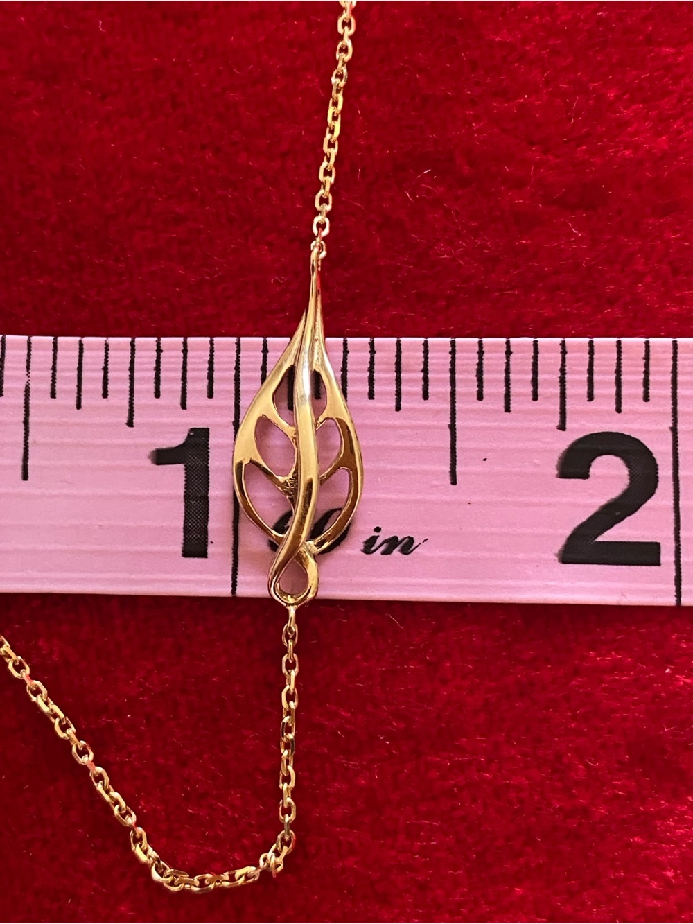 Na Hoku - 14K Gold Adjustable Hawaiian Maile Leaf Bracelet - Picture 16 of 16